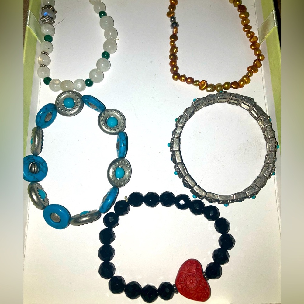 Lot of 5 turquoise / heart/ various rare stones ladies bracelet jewelry bundle